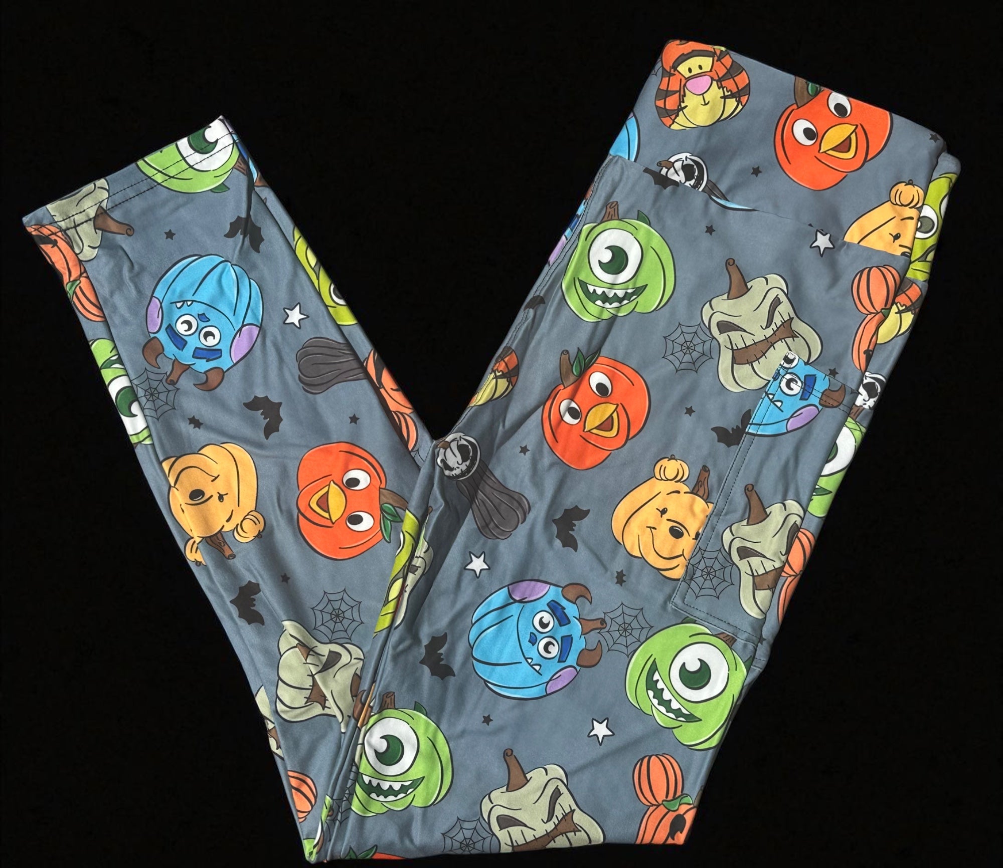 Character Carvings W/Pockets Leggings