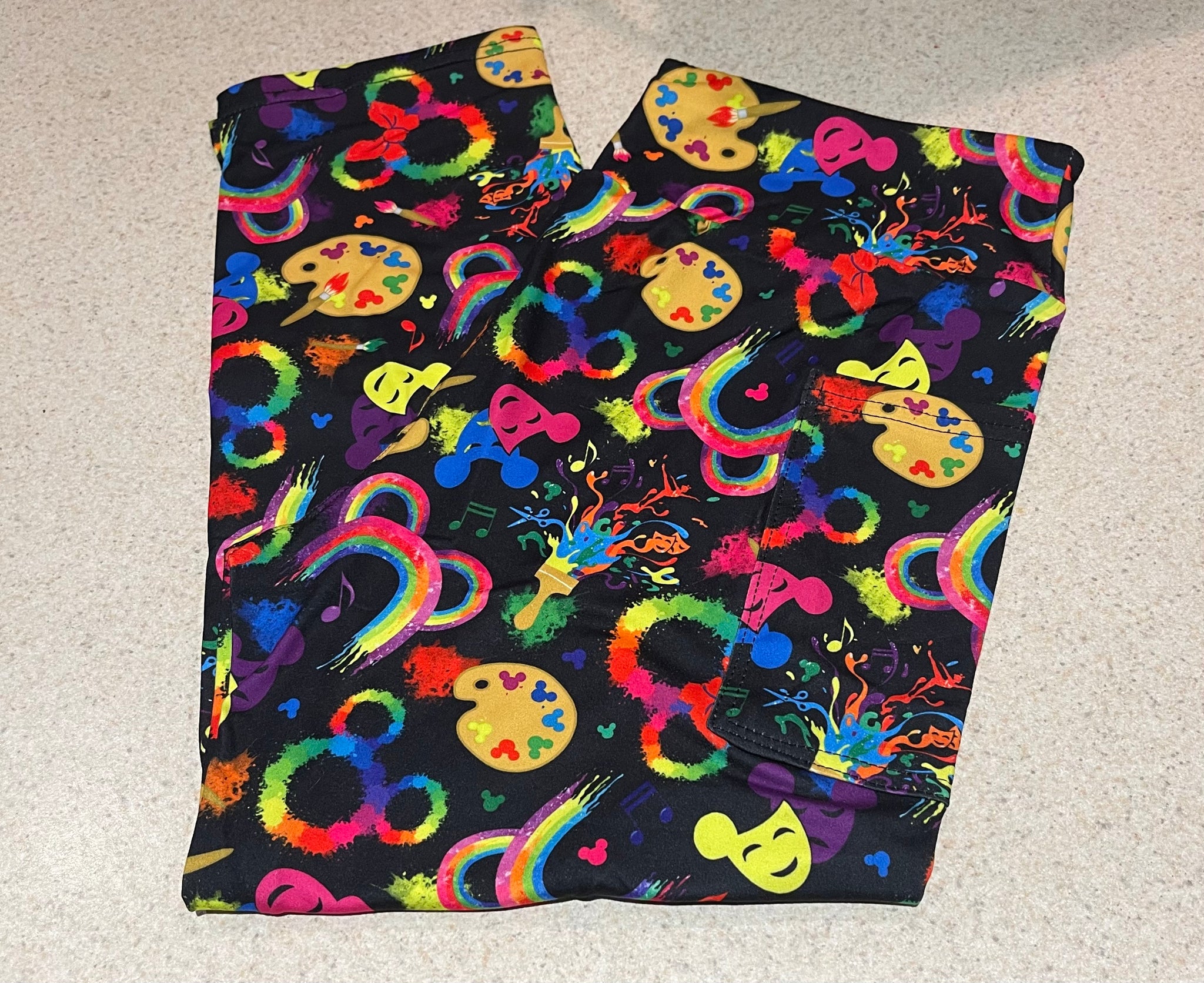 Art Fest with Side Pocket Leggings